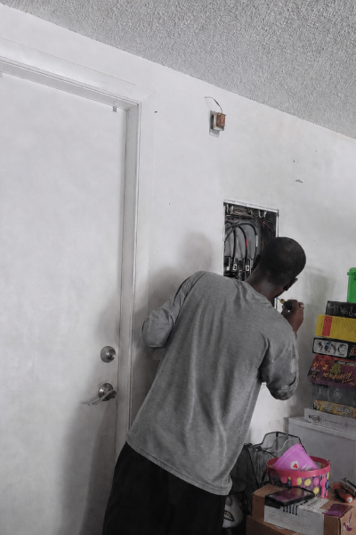 Lantana Experience electrician