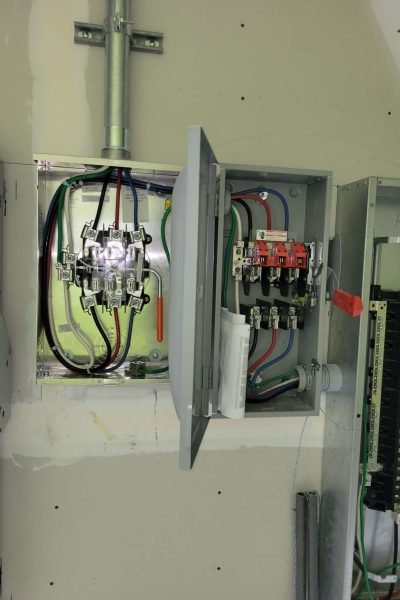 experience electrician in Lantana Fl